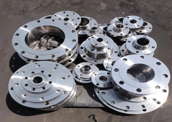 فلنج های فولادی دقیق با درجه بندی های مختلف برای کاربردهای صنعتی