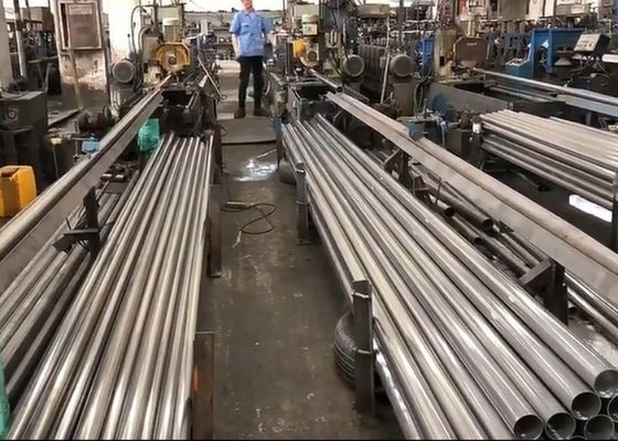 تولید کننده لوله فولادی بدون درز با تکنیک رول گرم و محدوده ضخامت 0.3mm-150mm