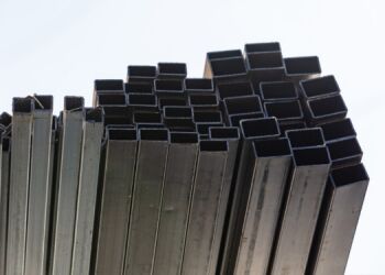 مقاطع فولادی توخالی مربع نورد گرم در گرید Q195-235 برای ساخت و ساز و ماشین آلات