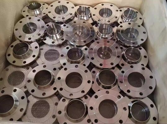 فلنج های فولادی مقاوم به دمای بالا برای کاربردهای فشار بالا که با چندین استاندارد بین المللی مطابقت دارند