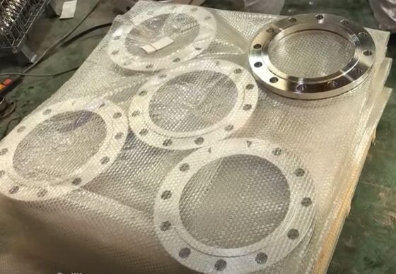 1/2 اینچ تا 48 اینچ فولاد در فلنج با سطح ضد زنگ روغن و استاندارد ANSI برای اتصالات امن لوله